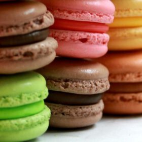 MACARONS